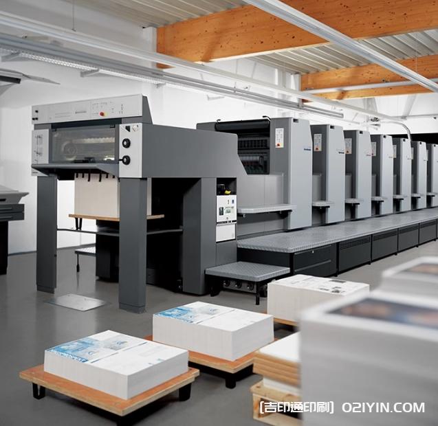 經(jīng)典產(chǎn)品手冊(cè)設(shè)計(jì)印刷 第3張 經(jīng)典產(chǎn)品手冊(cè)設(shè)計(jì)印刷 第3張